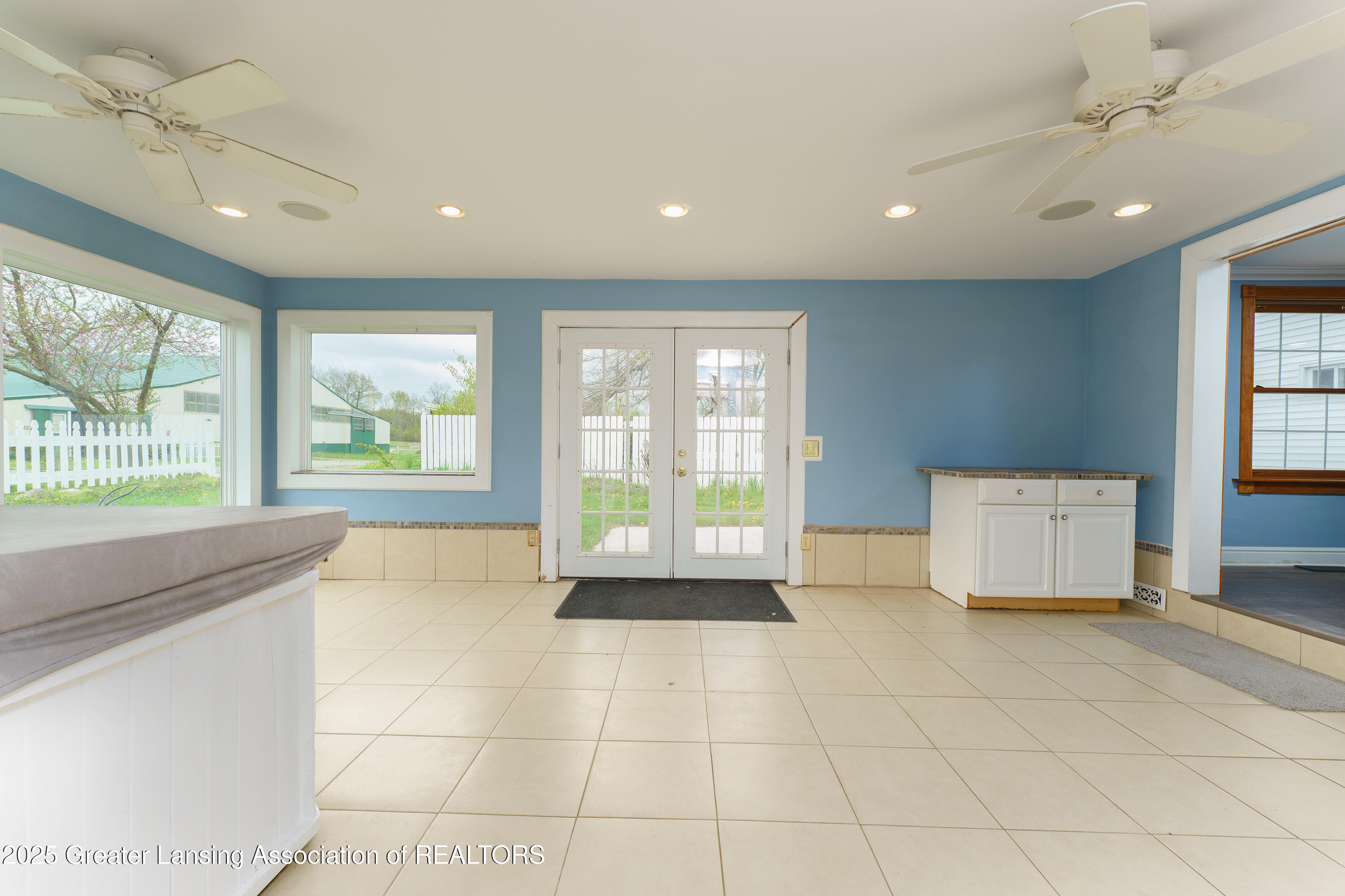 2820 North Lima Center Road Dexter, MI 48130 - Photo 39 of 68 4 SEASONS ROOM