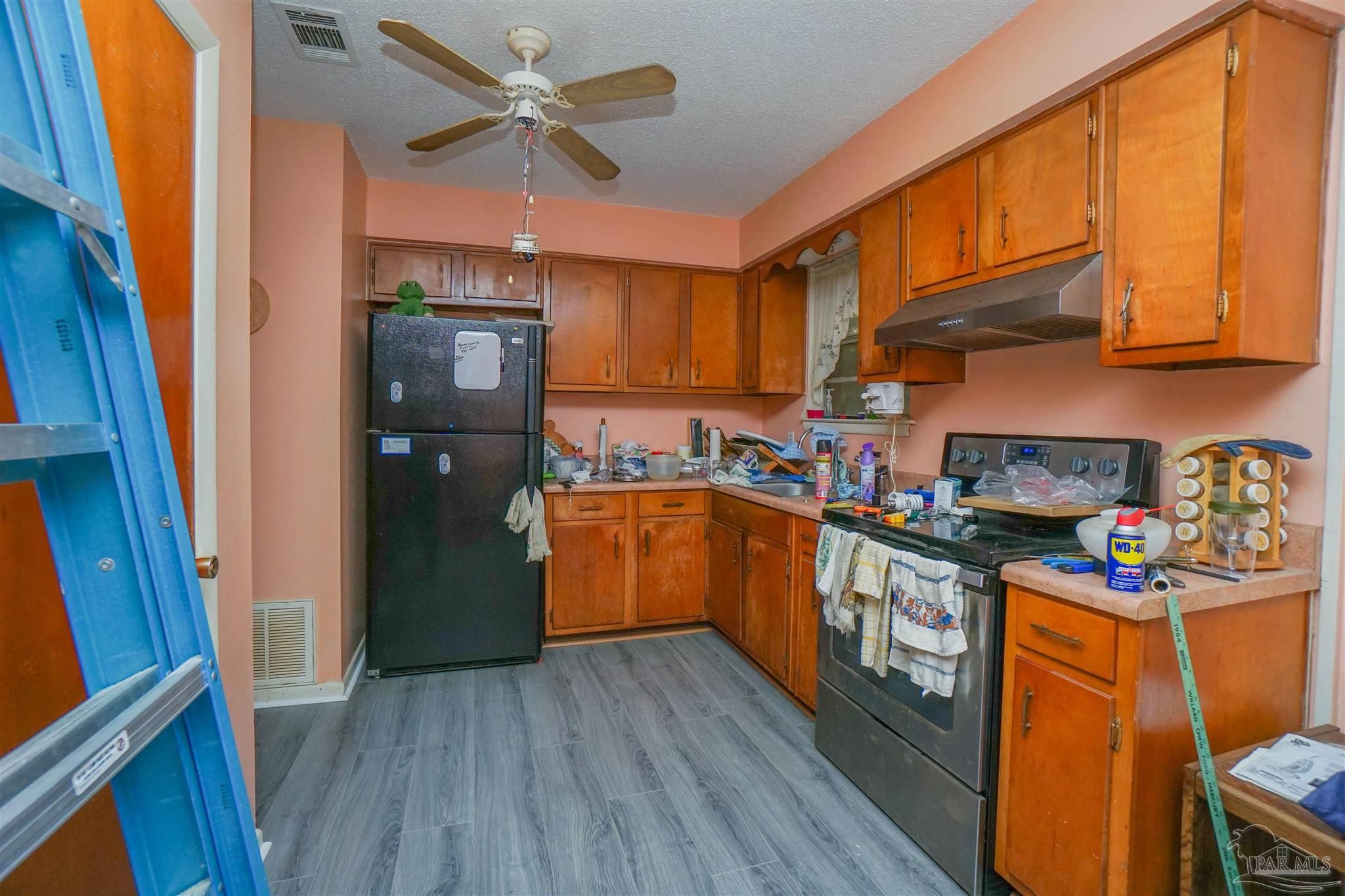 1001 Decatur Avenue Pensacola, FL 32507 - Photo 15 of 34