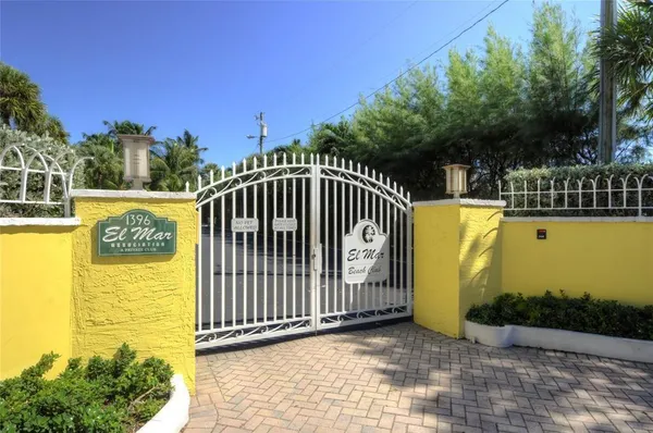 $1,700 | 1391 South Ocean Boulevard, Unit 204, Pompano Beach, FL 33062