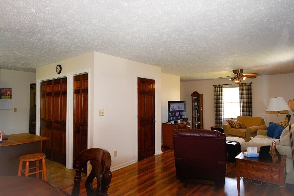 153 College Estates Road Cedar Bluff, VA 24609 - Photo 26 of 38 Gallery Image 26