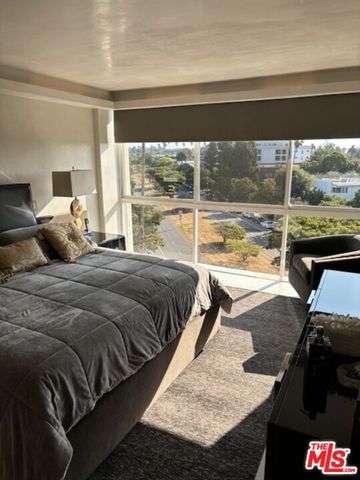 $14,000 | 201 Ocean Avenue, Unit 709B, Santa Monica, CA 90402