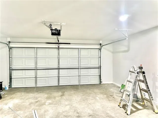 $2,300 | 312 Woodmont Court, Macon, GA 31216