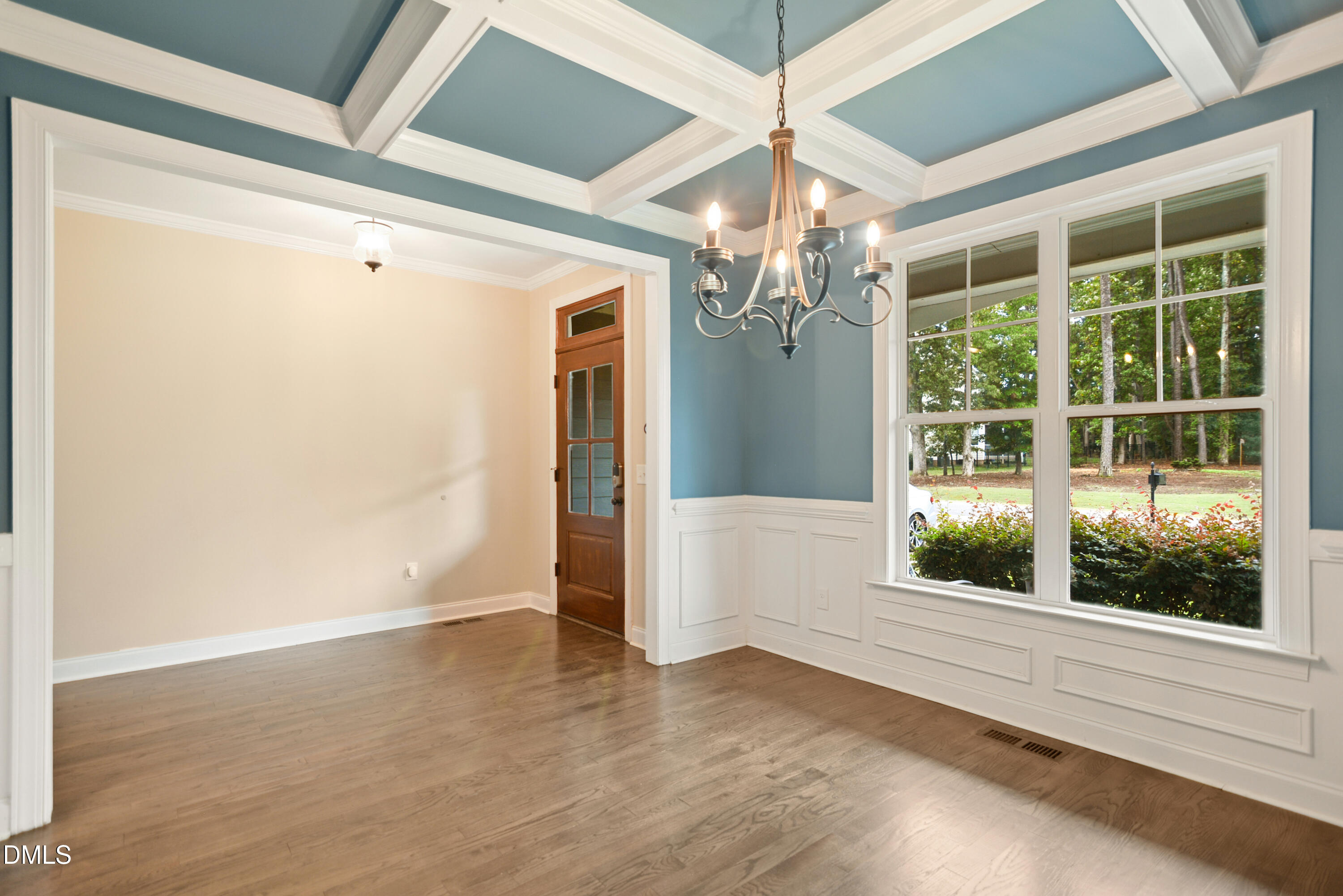 8529 Hurst Drive Raleigh, NC 27603 - Photo 5 of 37 05