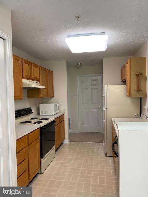 7903 Valley Manor Road, Unit 203 Owings Mills, MD 21117 - Photo 8 of 21 Kitchen