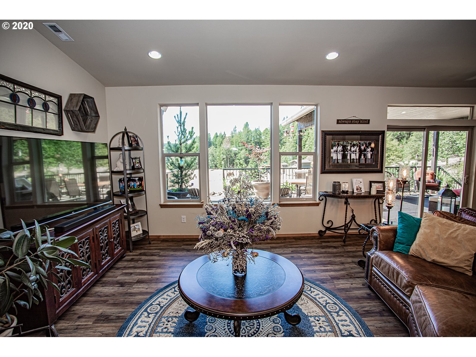 151 Lyons Road White Salmon, WA 98672 - Photo 13 of 32 Gallery Image 13