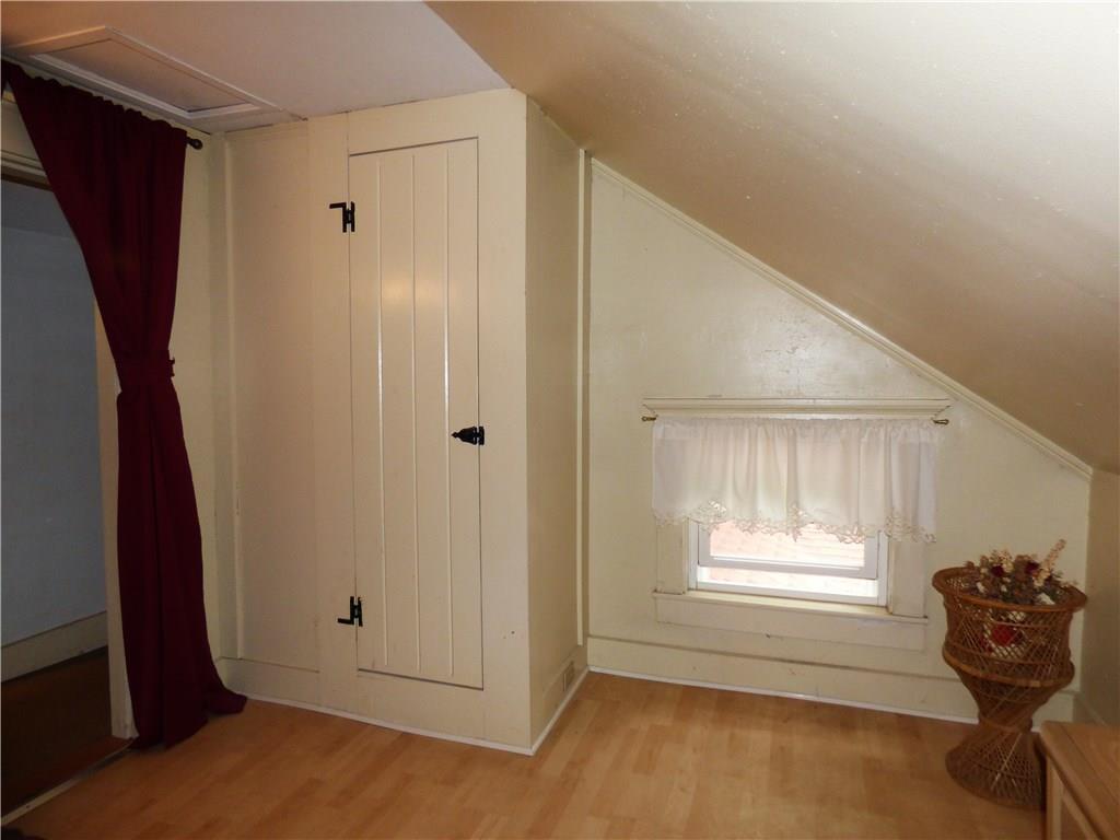 4 Old Arrowsic Road Woolwich, ME 04579 - Photo 13 of 26 Bedroom