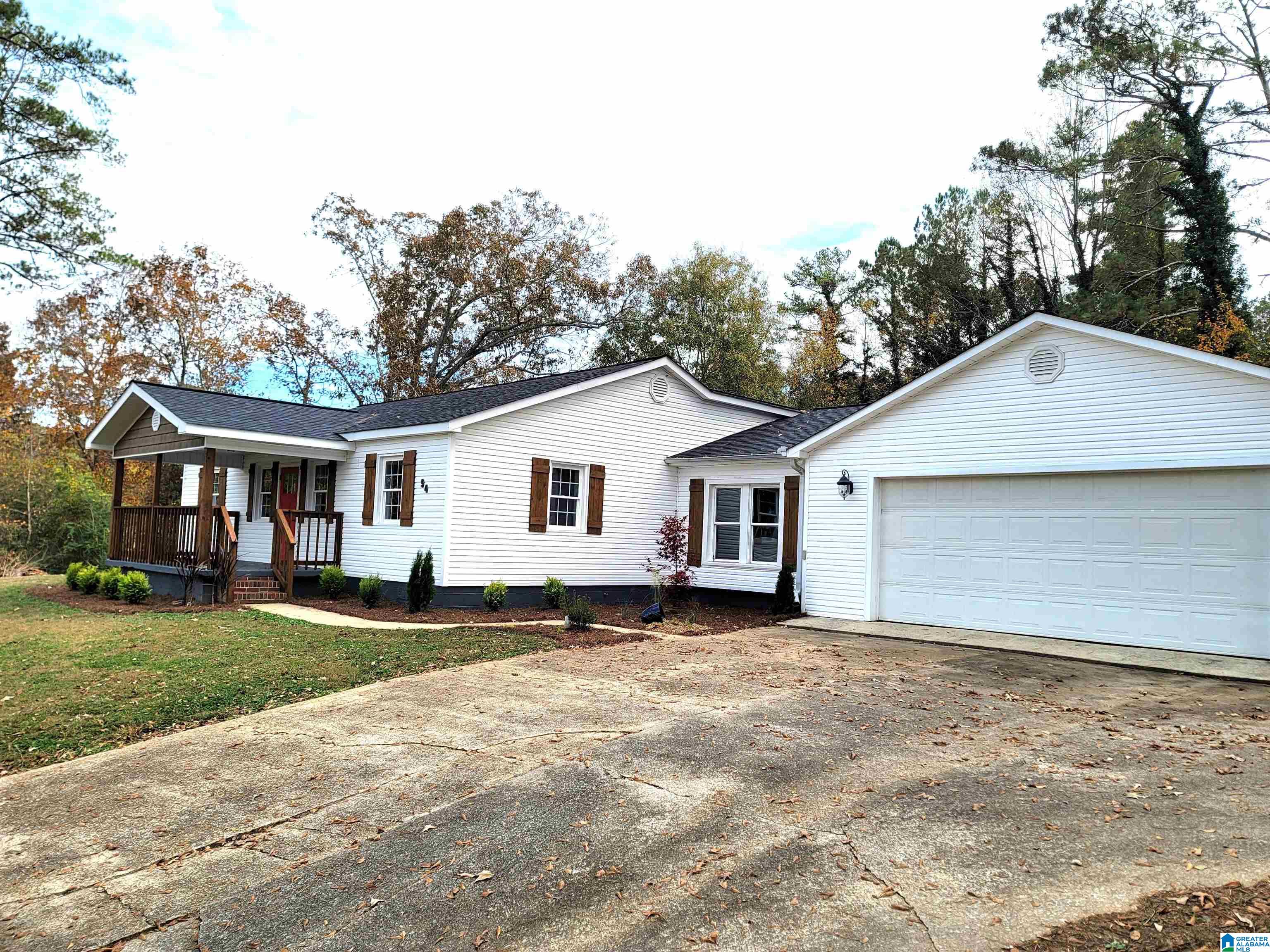 94 West Webb Drive Heflin, AL 36264 - Photo 5 of 38