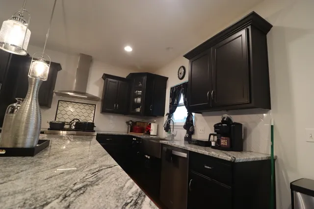 $975,000 | 4215 Chinaberry Lane, Naperville, IL 60564