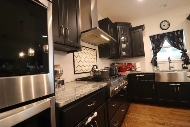 $975,000 | 4215 Chinaberry Lane, Naperville, IL 60564