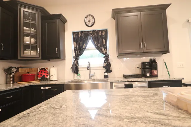 $975,000 | 4215 Chinaberry Lane, Naperville, IL 60564