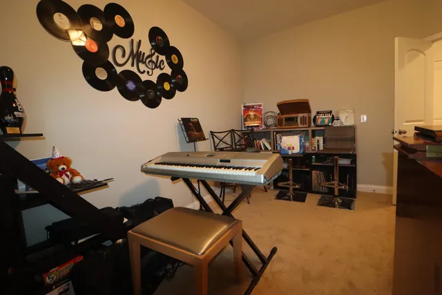 $975,000 | 4215 Chinaberry Lane, Naperville, IL 60564