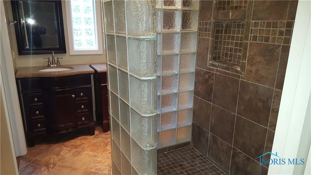 28985 White Road Perrysburg, OH 43551 - Photo 6 of 36 Gallery Image 6