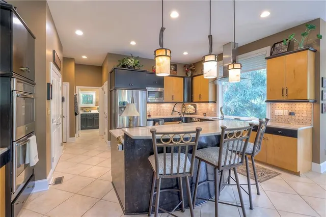 $1,300,000 | 416 Northeast Bitter Creek Road, Lee's Summit, MO 64086