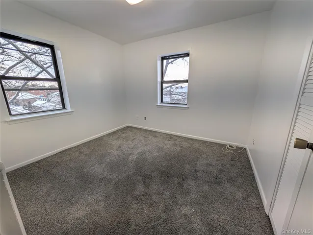 $2,600 | 209-28 Hillside Avenue, Unit 2 | Bellaire West Ward