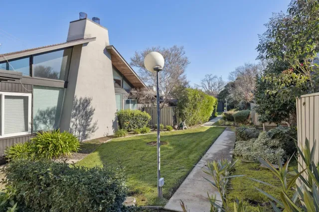 $1,195,000 | 17 Cassandra Way, Mountain View, CA 94043