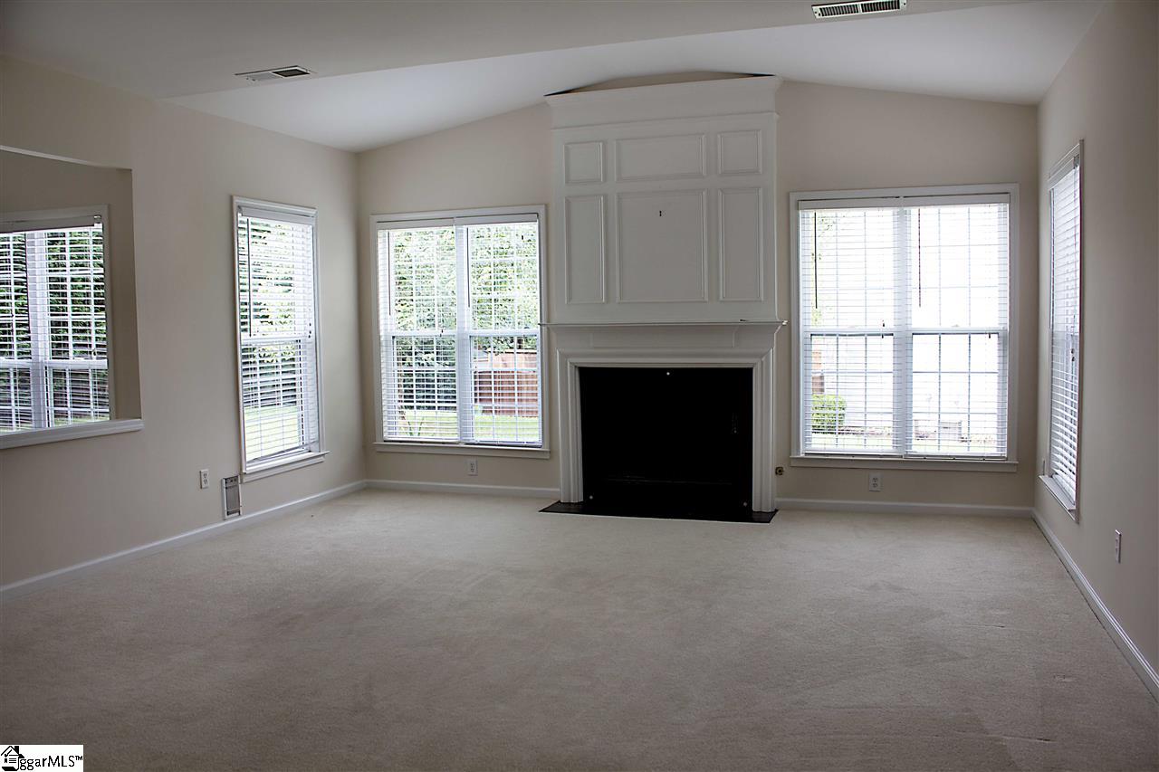 31 Collier Lane Greer, SC 29650 - Photo 13 of 26 Gallery Image 13