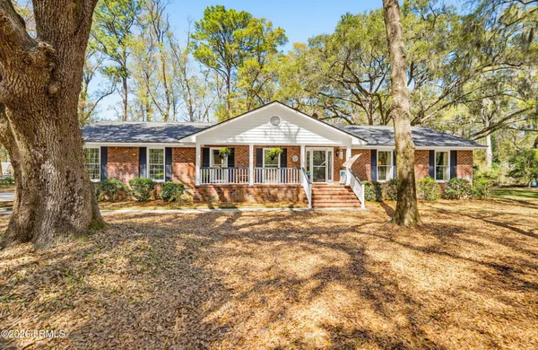 $647,500 | 607 Ashdale Drive, Beaufort, SC 29907