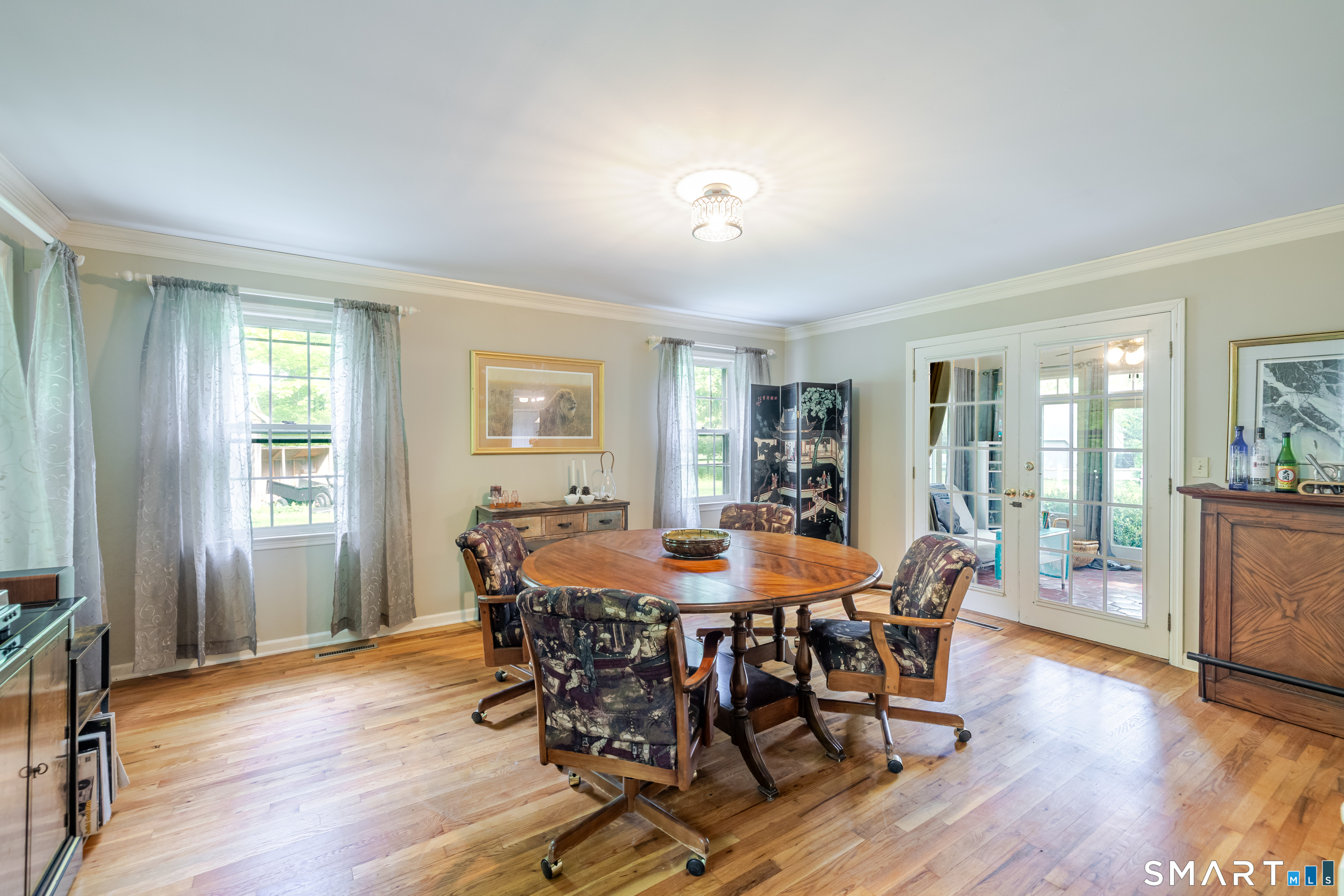 40 Echo Valley Road Newtown, CT 06470 - Photo 9 of 39