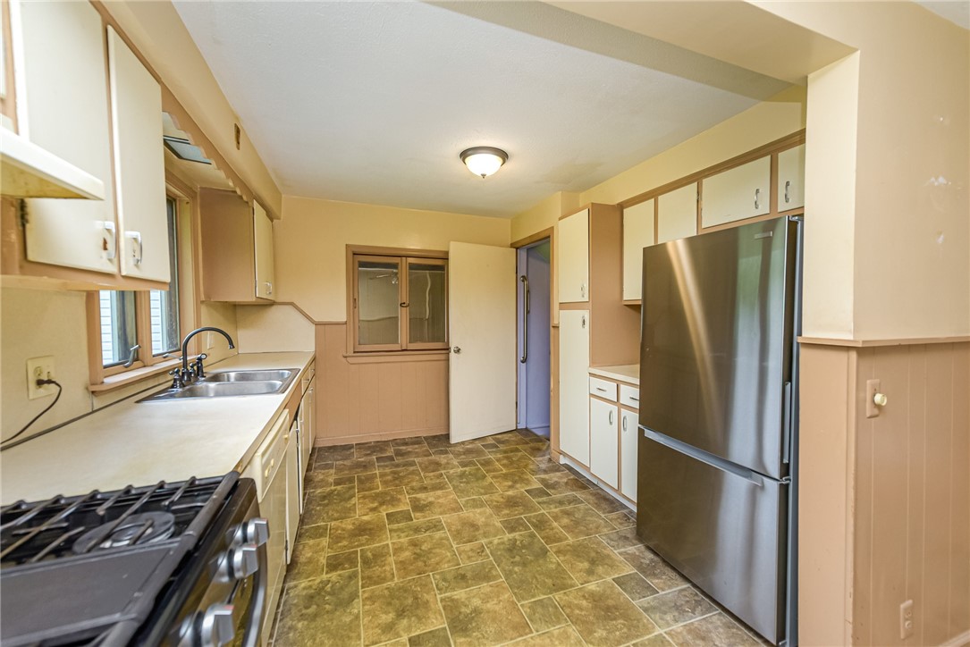 2300 Spencerport Road Gates, NY 14606 - Photo 14 of 38 Gallery Image 14