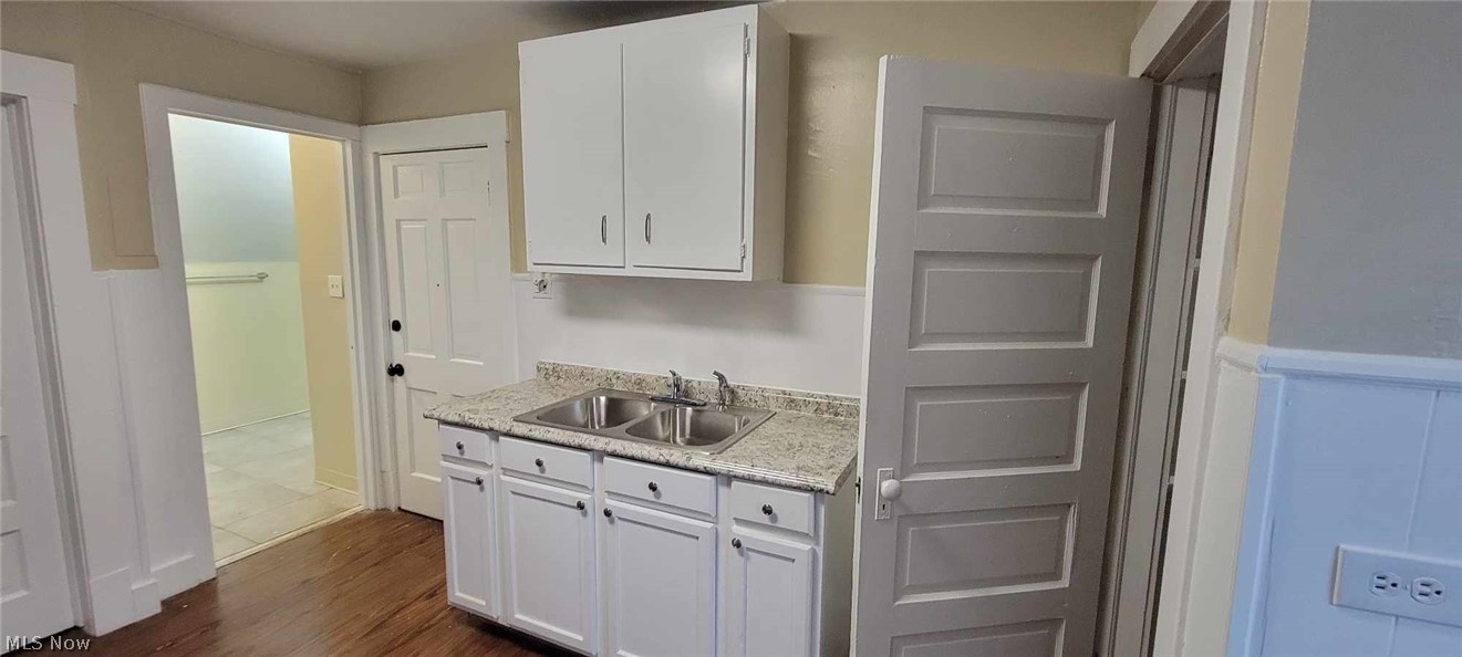 2314 Henninger Road Cleveland, OH 44109 - Photo 27 of 42 Gallery Image 27