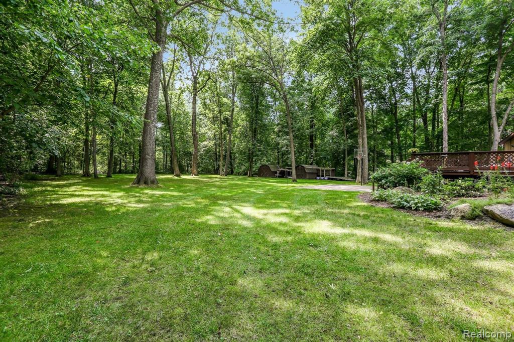5118 Golf Club Road Howell, MI 48843 - Photo 37 of 40