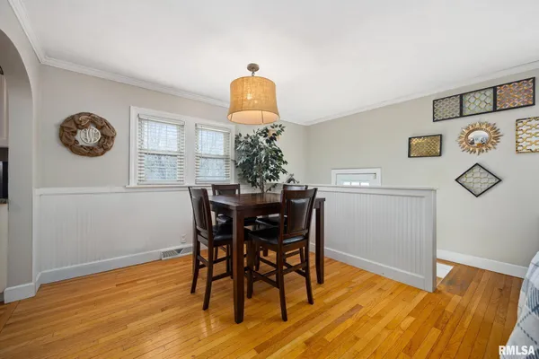 $249,000 | 406 West Lawndale Avenue, Peoria, IL 61604