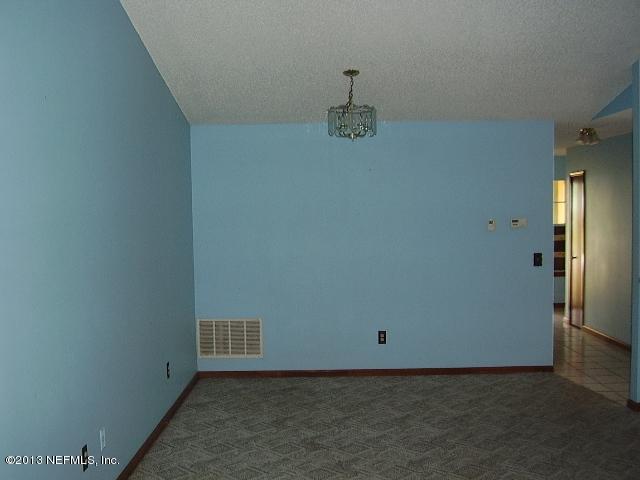 2465 Wattle Tree Road East Jacksonville, FL 32246 - Photo 6 of 11 a view of an empty room