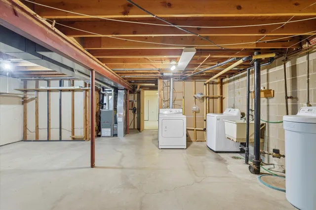 $380,000 | 2410 Oakridge Road, Stillwater, MN 55082