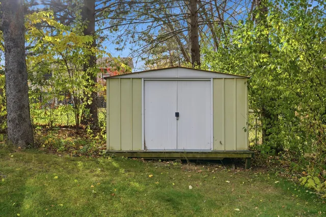 $380,000 | 2410 Oakridge Road, Stillwater, MN 55082