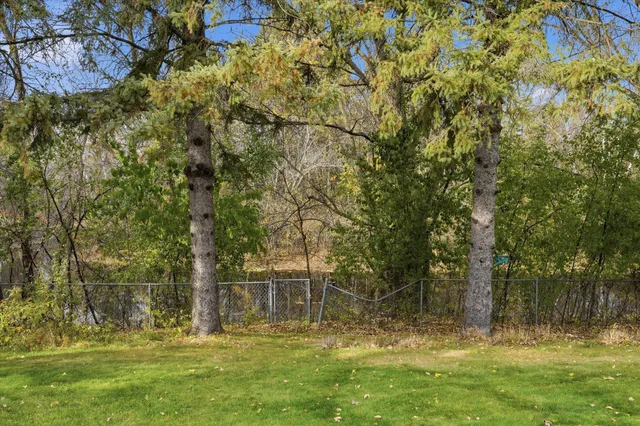 $380,000 | 2410 Oakridge Road, Stillwater, MN 55082