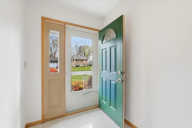 $380,000 | 2410 Oakridge Road, Stillwater, MN 55082