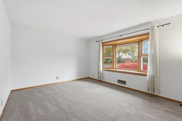 $380,000 | 2410 Oakridge Road, Stillwater, MN 55082