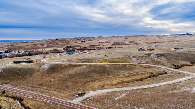 $269,900 | 1 Eagle Rdg Trail, Dayton, WY 82836