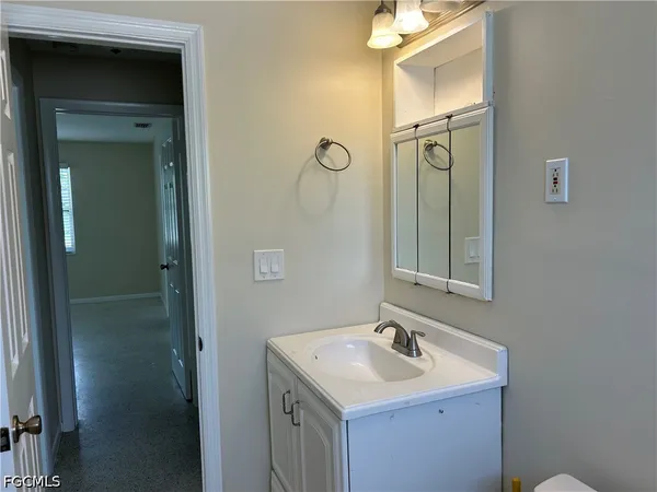 $2,500 | 4320 Pine Lake Road, Bonita Springs, FL 34134