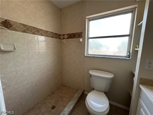 $2,500 | 4320 Pine Lake Road, Bonita Springs, FL 34134