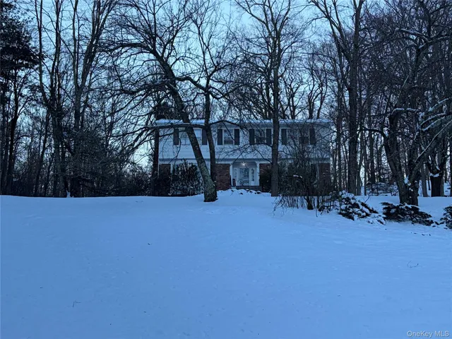 $749,000 | 3 Gilman Lane, Cortlandt Manor, NY 10567