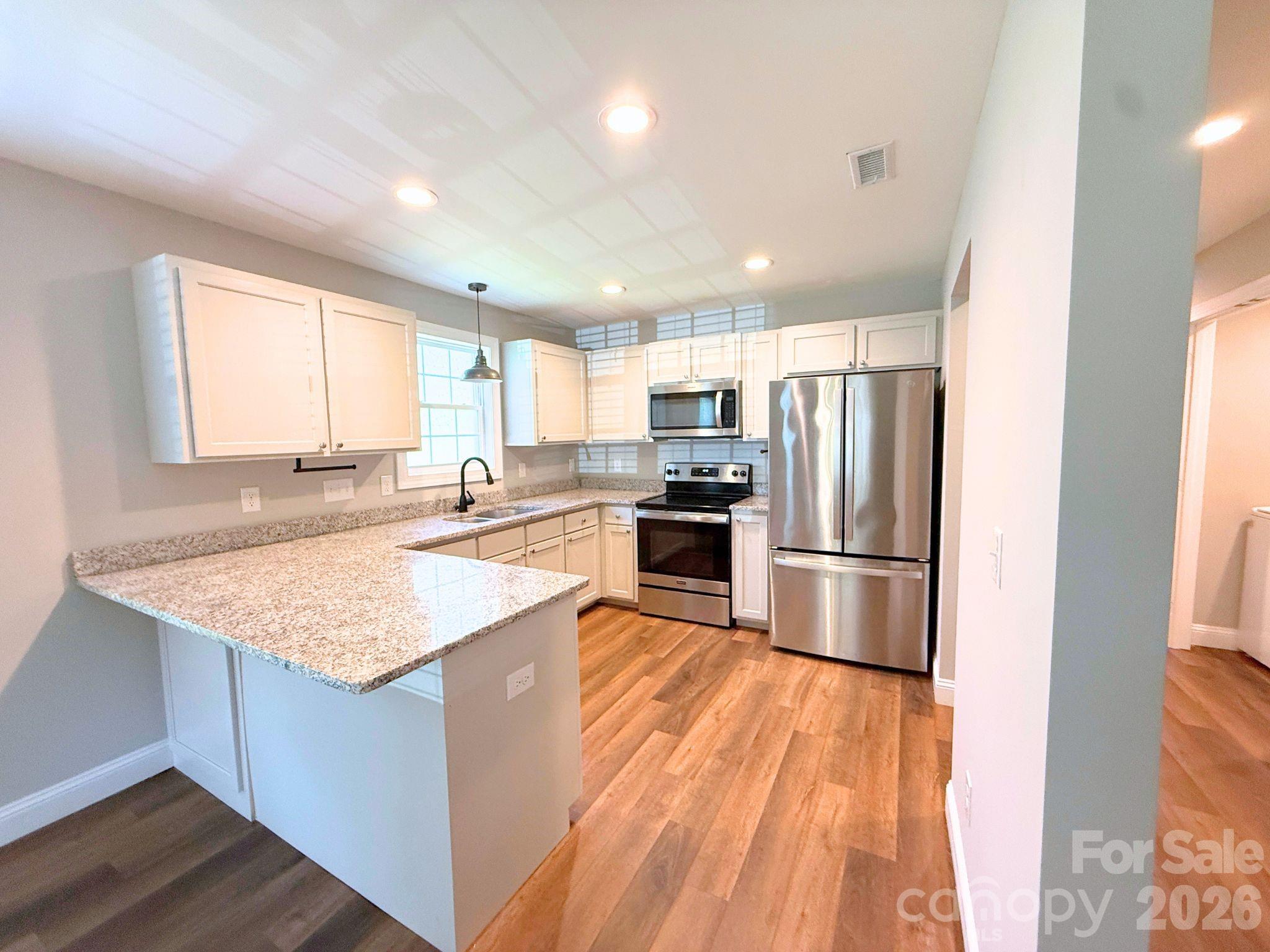 521 Johnson Street Chester, SC 29706 - Photo 6 of 26