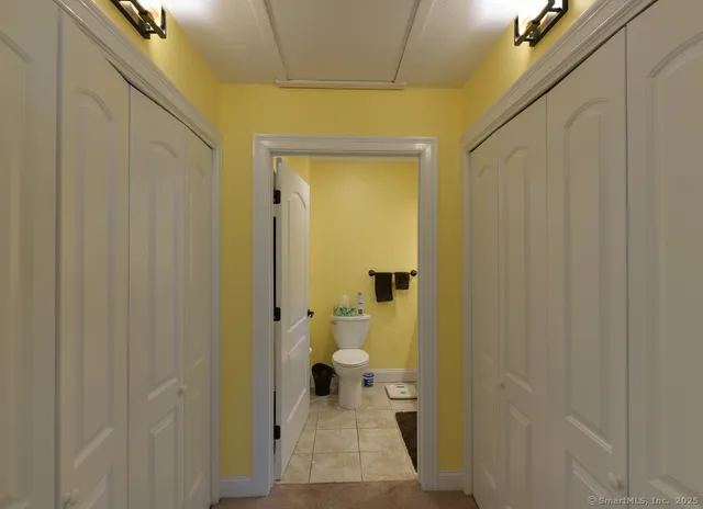 a bathroom with a toilet