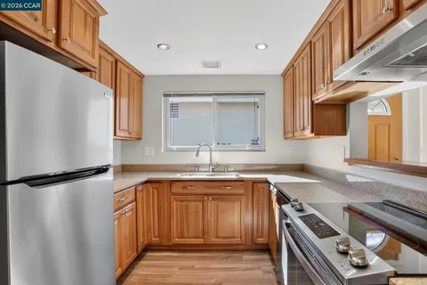 $735,000 | 5390 Concerto Circle, Concord, CA 94521