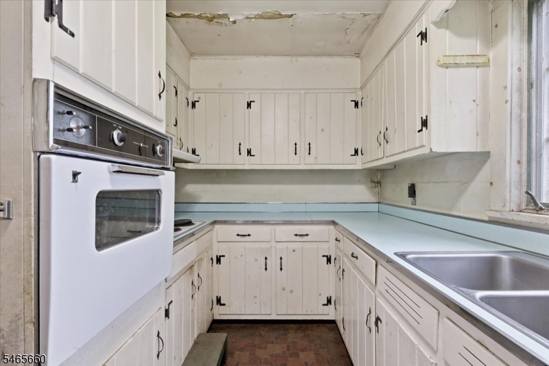 19 Craig Road Neshanic Station, NJ 08853 - Photo 16 of 46 Gallery Image 16