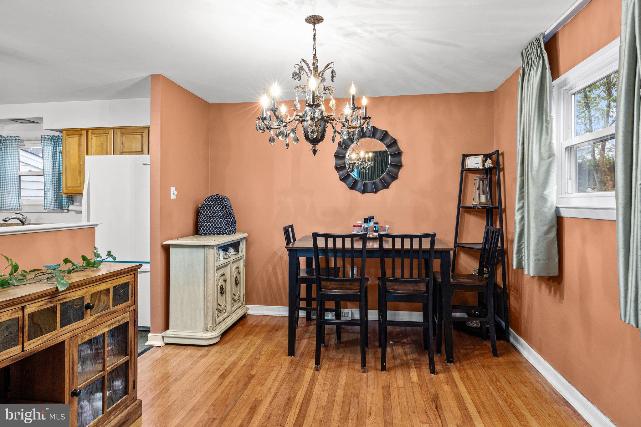 1077 Hilltop Road Warminster, PA 18974 - Photo 12 of 28 Dining Room