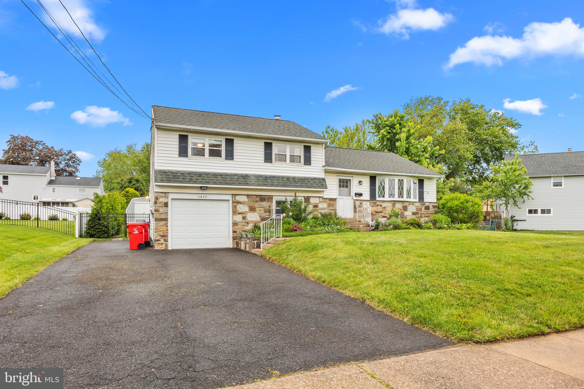1077 Hilltop Road Warminster, PA 18974 - Photo 2 of 28 Front of House