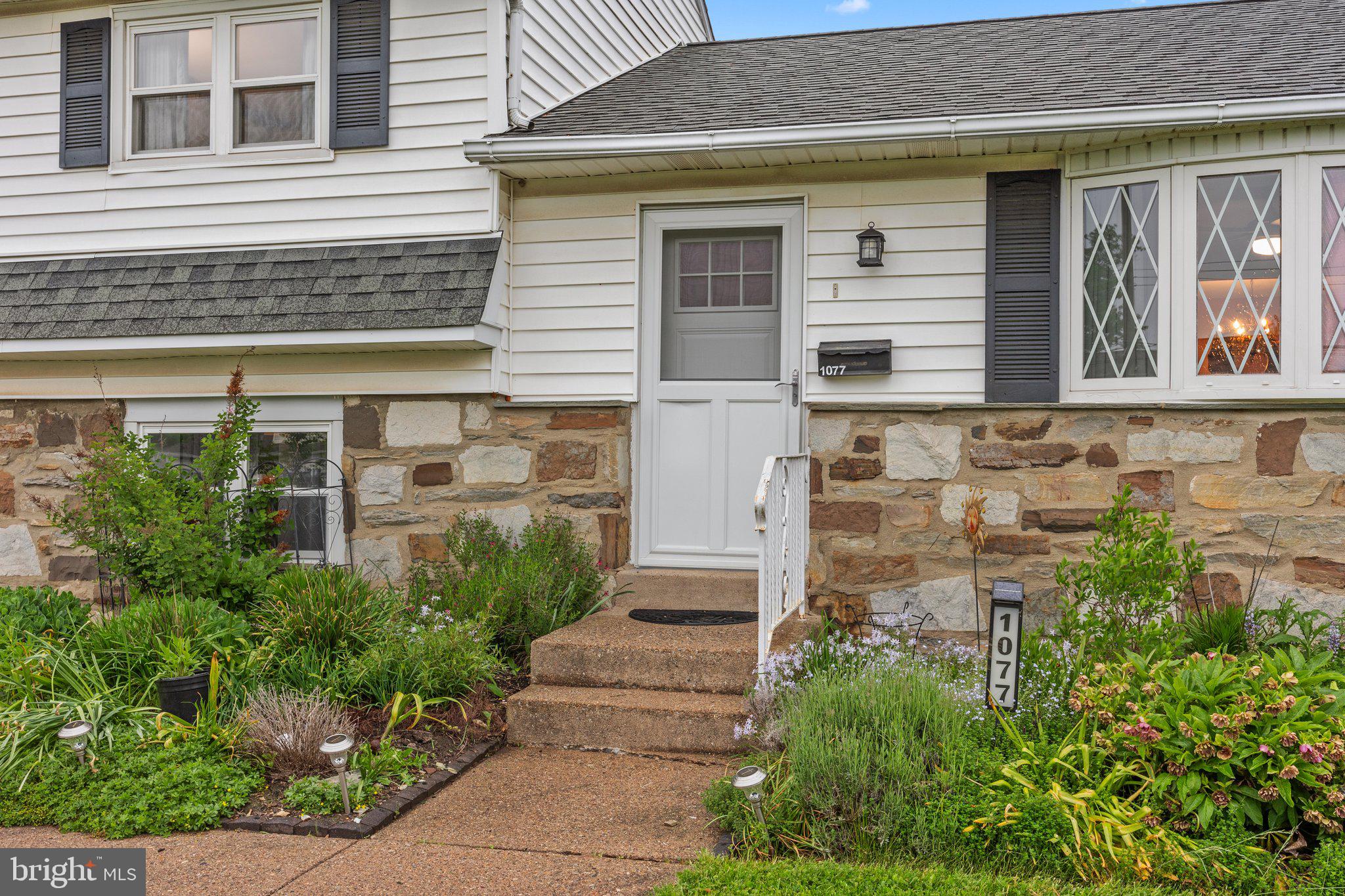 1077 Hilltop Road Warminster, PA 18974 - Photo 3 of 28 Front Step