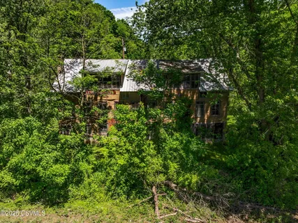 $125,000 | 225 Highway Herndon Pa, Herndon, PA 17830