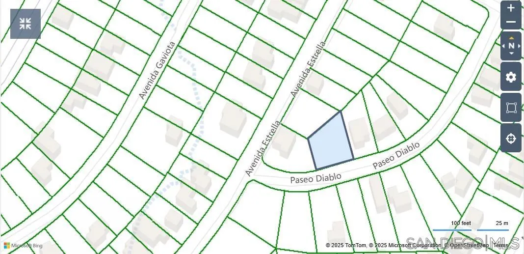 28873 Paseo Diablo Menifee, CA 92587 - Photo 4 of 7 a bathroom with a shower curtain and a white curtain