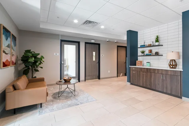 $1,540 | 2420 East Capitol Drive, Unit 302, Shorewood, WI 53211