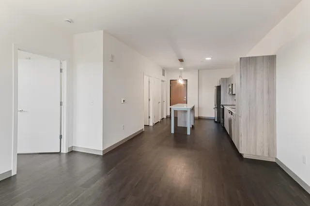 $1,540 | 2420 East Capitol Drive, Unit 302, Shorewood, WI 53211