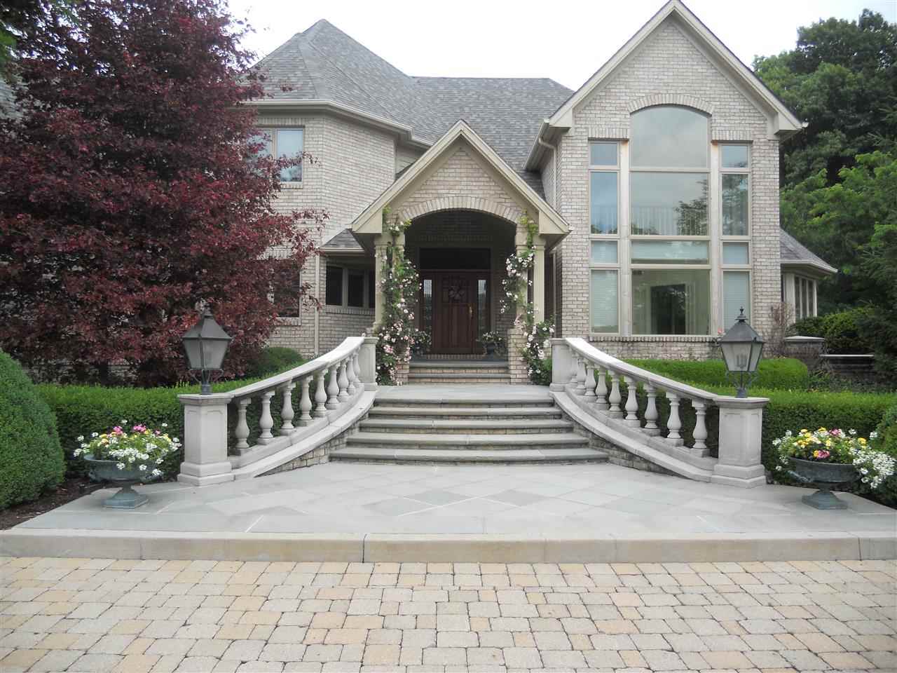 12032 Kingsbridge Road Fort Wayne, IN 46814 - Photo 1 of 29