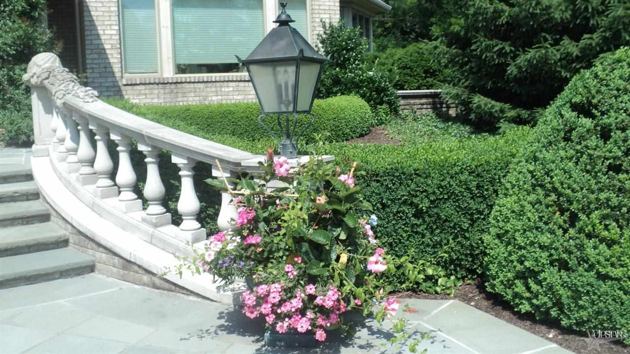 12032 Kingsbridge Road Fort Wayne, IN 46814 - Photo 3 of 29