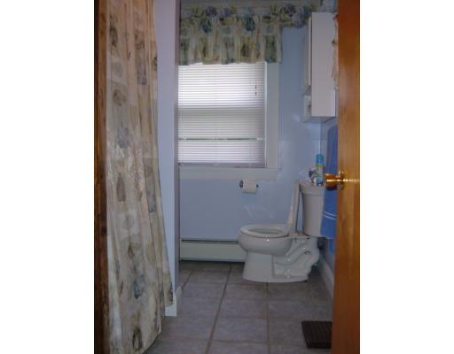 43 Hartness Road Sutton, MA 01590 - Photo 8 of 10 a bathroom with a toilet